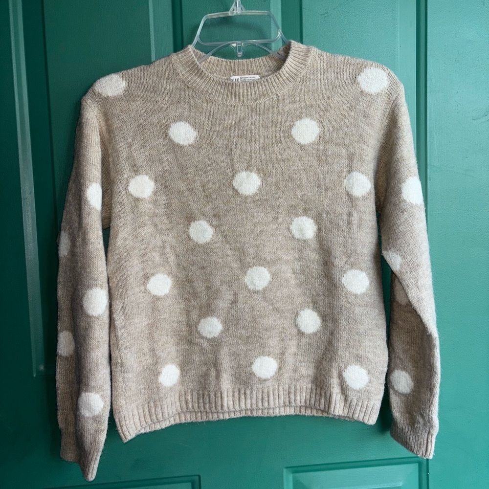 H&M girls 8/10 Beige Polka Dot Sweater